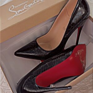 SOLD! CL beautiful Black and Red Women's Heels (Not Auth)